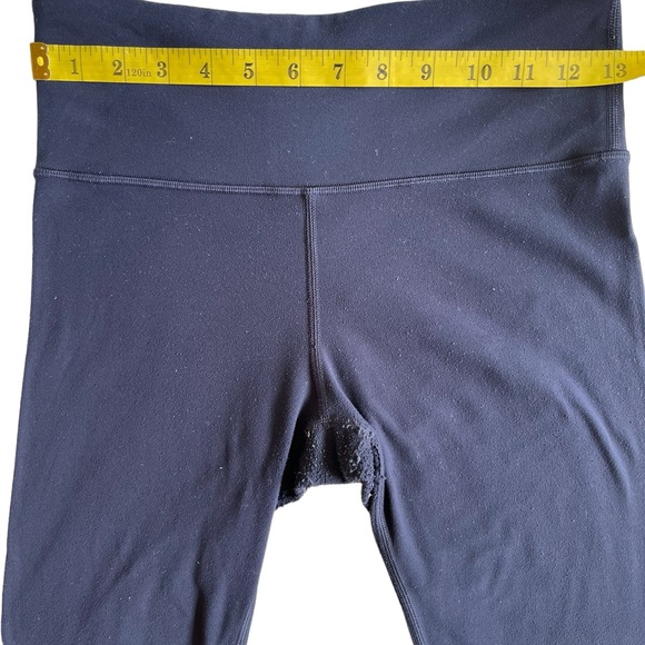 Athleta Elation Capri with Powervita Fabric - Size Small - Picture 2 of 9